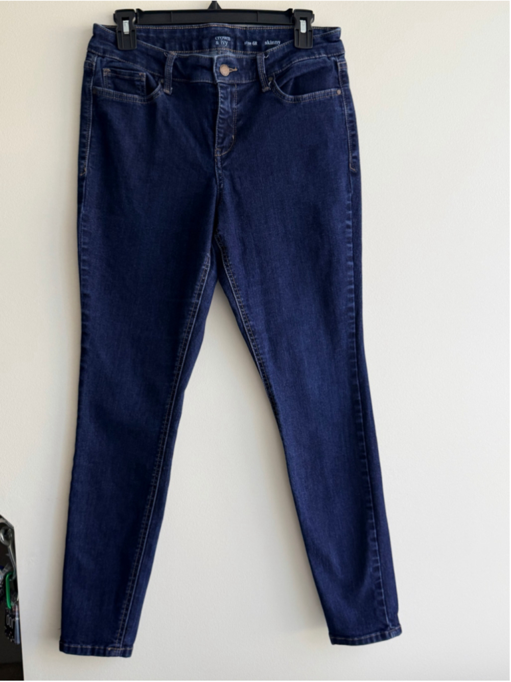 Crown & Ivy Dark Wash Skinny Jeans Size 6R Stretch Denim